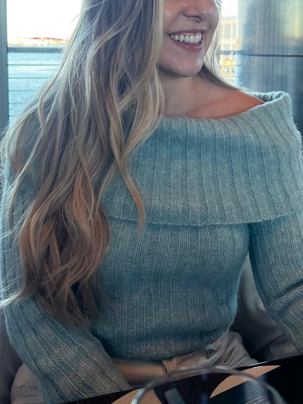 A&F Off-Shoulder Sweater - Picture 4 of 5